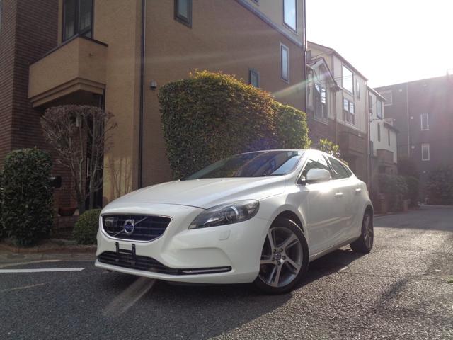 Ｖ４０ Ｔ４　ＳＥ　禁煙１オナ白フル本革席メモリ／パワー／ヒータ・革ステア・スマートキ・ＬＥＤ＆ＨＩＤ・ティップ付ＡＴ・ＴＶナビＥＴＣ・ＢＬＩＳ追従クルーズ＆追突軽減・死角警告＆レーンキープ・Ｄアラート・１７ＡＷ取説記録（73枚目）