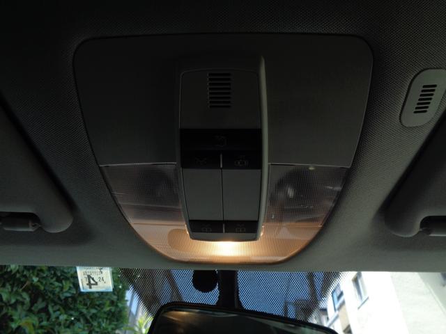 Ａクラス Ａ１８０　エレガンス　最終１オナ禁煙・ＨＩＤ・Ｈ黒本革・前後クロームグリル＆フォグ＆センサ・電動コーナーポール・埋込ナビＥＴＣ・革ステアスイッチ／ティップシフト／クルコン・鏡マーカ・バイザー・専デザインアルミ取説記録Ｓキー（46枚目）