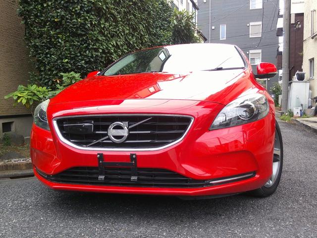 Ｖ４０ Ｔ４　ＳＥ　１オーナ禁煙白＆黒革パワー＆ヒータ・スマートキ・ＬＥＤ＆ＨＩＤ・６速ティップ付ＡＴ・ＴＶナビＢトゥース対応ＥＴＣ・黒革巻ステア・ＢＬＩＳ追従クルーズ＆追突軽減・死角警告＆レーンキープ１７アルミ取説記録（13枚目）