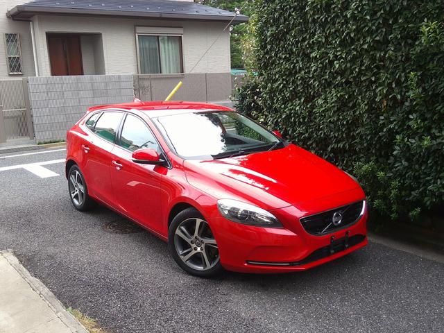 Ｖ４０ Ｔ４　ＳＥ　１オーナ禁煙白＆黒革パワー＆ヒータ・スマートキ・ＬＥＤ＆ＨＩＤ・６速ティップ付ＡＴ・ＴＶナビＢトゥース対応ＥＴＣ・黒革巻ステア・ＢＬＩＳ追従クルーズ＆追突軽減・死角警告＆レーンキープ１７アルミ取説記録（68枚目）
