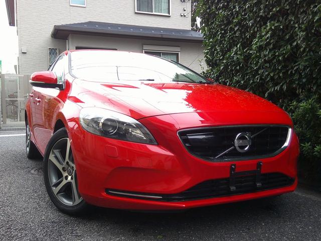 Ｖ４０ Ｔ４　ＳＥ　１オーナ禁煙白＆黒革パワー＆ヒータ・スマートキ・ＬＥＤ＆ＨＩＤ・６速ティップ付ＡＴ・ＴＶナビＢトゥース対応ＥＴＣ・黒革巻ステア・ＢＬＩＳ追従クルーズ＆追突軽減・死角警告＆レーンキープ１７アルミ取説記録（69枚目）