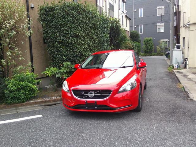 Ｖ４０ Ｔ４　ＳＥ　１オーナ禁煙白＆黒革パワー＆ヒータ・スマートキ・ＬＥＤ＆ＨＩＤ・６速ティップ付ＡＴ・ＴＶナビＢトゥース対応ＥＴＣ・黒革巻ステア・ＢＬＩＳ追従クルーズ＆追突軽減・死角警告＆レーンキープ１７アルミ取説記録（74枚目）
