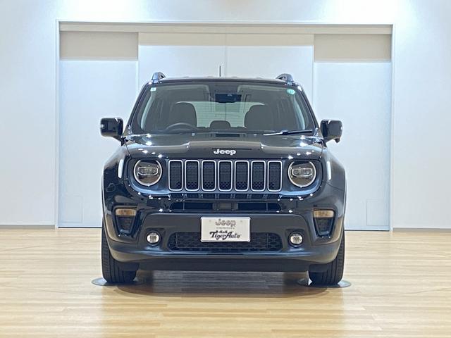 ジープ・レネゲード リミテッド 純正17インチアルミ 8.4インチナビ ETC2.0 バックカメラ 運転席パワーシート シートヒーター キャップレスヒューエル ブラインドスポットモニター LEDヘッドライト LEDテールランプ(9枚目)