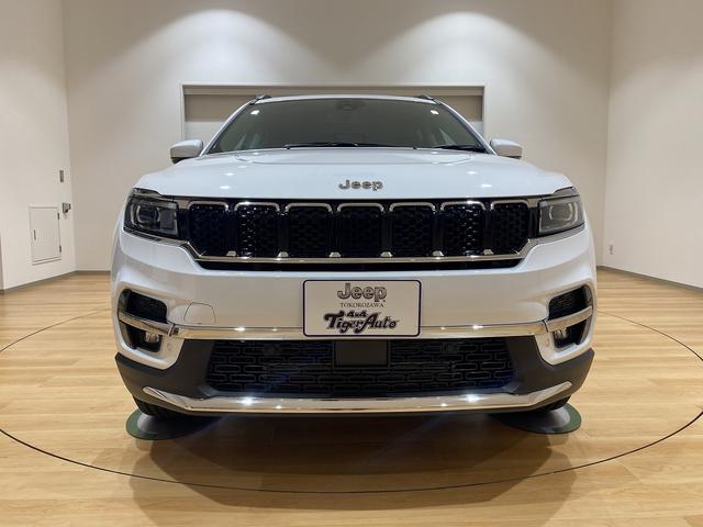 ジープ・コマンダー ロンジチュード 3列7人乗車 チップアップシート 純正18インチアルミ 10.1インチナビ ETC2.0 アダプティブクルーズコントロール バックカメラ パワーバックドア(12枚目)