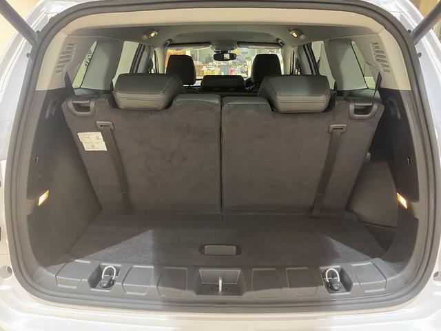 ジープ・コマンダー ロンジチュード 3列7人乗車 チップアップシート 純正18インチアルミ 10.1インチナビ ETC2.0 アダプティブクルーズコントロール バックカメラ パワーバックドア(33枚目)