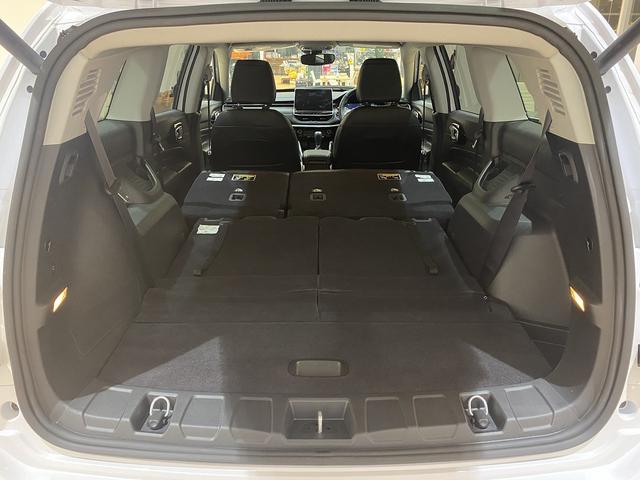 ジープ・コマンダー ロンジチュード 3列7人乗車 チップアップシート 純正18インチアルミ 10.1インチナビ ETC2.0 アダプティブクルーズコントロール バックカメラ パワーバックドア(35枚目)