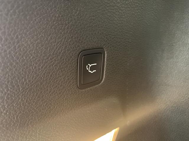 ジープ・コマンダー ロンジチュード 3列7人乗車 チップアップシート 純正18インチアルミ 10.1インチナビ ETC2.0 アダプティブクルーズコントロール バックカメラ パワーバックドア(37枚目)