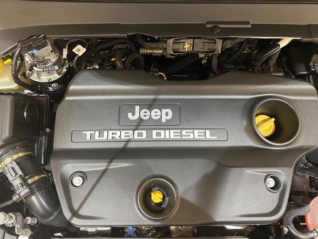 ジープ・コマンダー ロンジチュード 3列7人乗車 チップアップシート 純正18インチアルミ 10.1インチナビ ETC2.0 アダプティブクルーズコントロール バックカメラ パワーバックドア(53枚目)