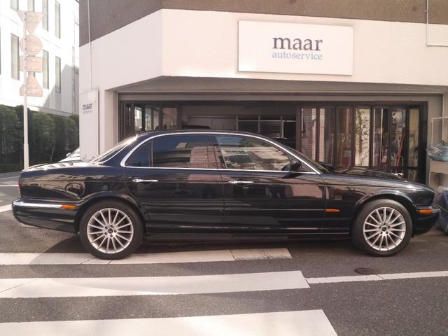 XJ6 3.0(5枚目)