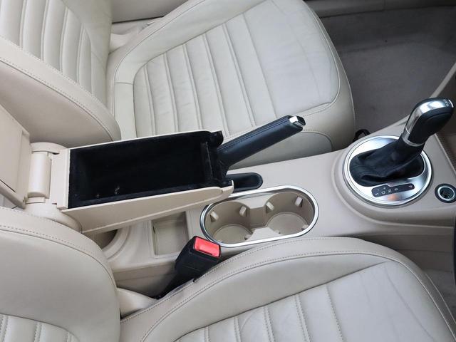 VOLKSWAGEN THE BEETLE CABRIOLET BASE GRADE