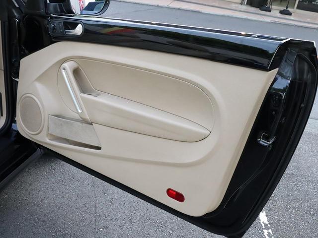 VOLKSWAGEN THE BEETLE CABRIOLET BASE GRADE