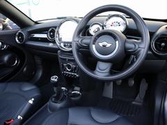 ＭＩＮＩ クーパー　ロードスター　６速マニュアル車　後期モデル　黒本革 9571539A30240308W001 2