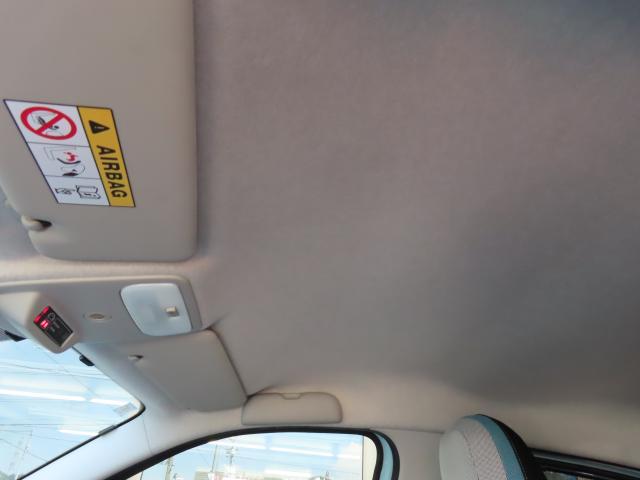 トゥインゴ インテンス　純正ナビ　Ｒカメラ　ＬＥＤライト　ワンオーナー　クルーズコントロール　障害物センサー　横滑り防止装置　盗難防止装置　過給器設定モデル　ドライブレコーダー　ＥＴＣ　キーレス（39枚目）