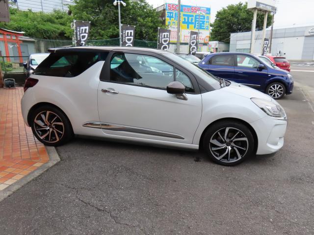 ＤＳ３ スポーツシック　６速マニュアル　ポータブルナビ　クルーズコントロール　障害物センサー　衝突被害軽減ブレーキ　過給器設定モデル　ＥＴＣ　キーレス（3枚目）