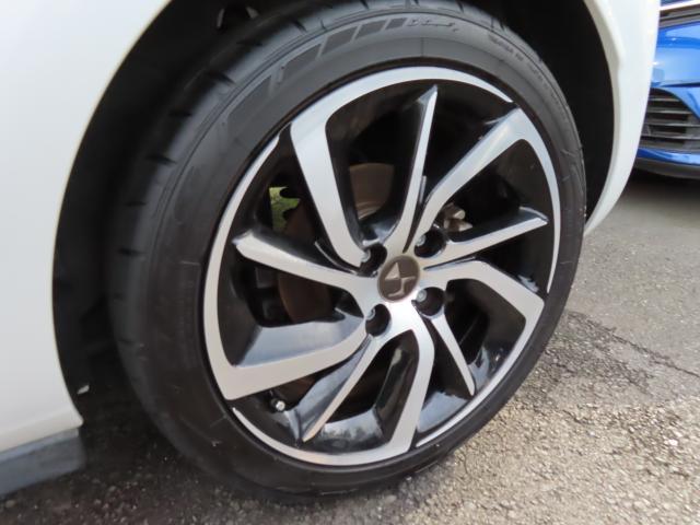 ＤＳ３ スポーツシック　６速マニュアル　ポータブルナビ　クルーズコントロール　障害物センサー　衝突被害軽減ブレーキ　過給器設定モデル　ＥＴＣ　キーレス（22枚目）