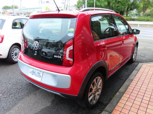 アップ！ クロス　アップ！　ブルーモーション　ケンウッド埋込ナビ　禁煙ワンオーナー　衝突被害軽減ブレーキ　横滑り防止装置　盗難防止装置　キーレス　アイドリングストップ（7枚目）