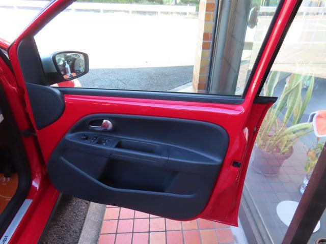 アップ！ クロス　アップ！　ブルーモーション　ケンウッド埋込ナビ　禁煙ワンオーナー　衝突被害軽減ブレーキ　横滑り防止装置　盗難防止装置　キーレス　アイドリングストップ（38枚目）