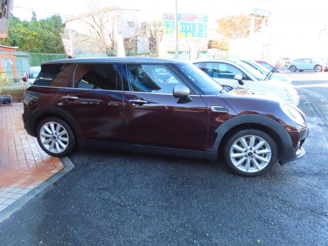 ＭＩＮＩ クーパー　クラブマン　コンフォートアクセス　ペッパーパッケージ純正ナビ　Ｒカメラ　ＬＥＤライト　禁煙車　ドライブレコーダー　クルーズコントロール　障害物センサー　フロントフォグランプ（3枚目）