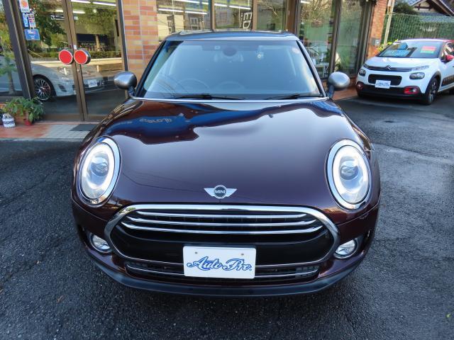 ＭＩＮＩ クーパー　クラブマン　コンフォートアクセス　ペッパーパッケージ純正ナビ　Ｒカメラ　ＬＥＤライト　禁煙車　ドライブレコーダー　クルーズコントロール　障害物センサー　フロントフォグランプ（5枚目）