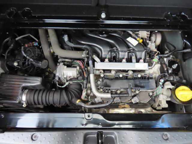 スマートフォーフォー プライム　ツイナミック　Ｐａｎａｓｏｎｉｃストラーダ埋込ナビ　リアカメラ　前後ドライブレコーダー　黒革シート　禁煙車　ツインガラスルーフ　クルーズコントロール　障害物センサー　盗難防止装置　ＥＴＣ（18枚目）