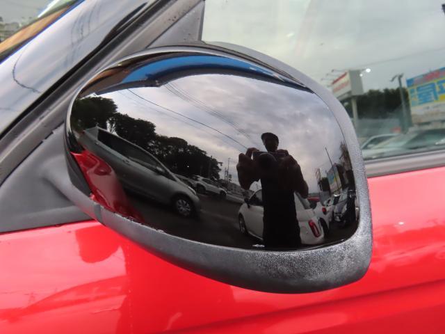 スマートフォーフォー プライム　ツイナミック　Ｐａｎａｓｏｎｉｃストラーダ埋込ナビ　リアカメラ　前後ドライブレコーダー　黒革シート　禁煙車　ツインガラスルーフ　クルーズコントロール　障害物センサー　盗難防止装置　ＥＴＣ（27枚目）