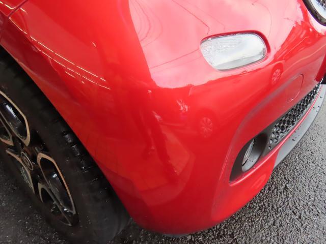 スマートフォーフォー プライム　ツイナミック　Ｐａｎａｓｏｎｉｃストラーダ埋込ナビ　リアカメラ　前後ドライブレコーダー　黒革シート　禁煙車　ツインガラスルーフ　クルーズコントロール　障害物センサー　盗難防止装置　ＥＴＣ（29枚目）