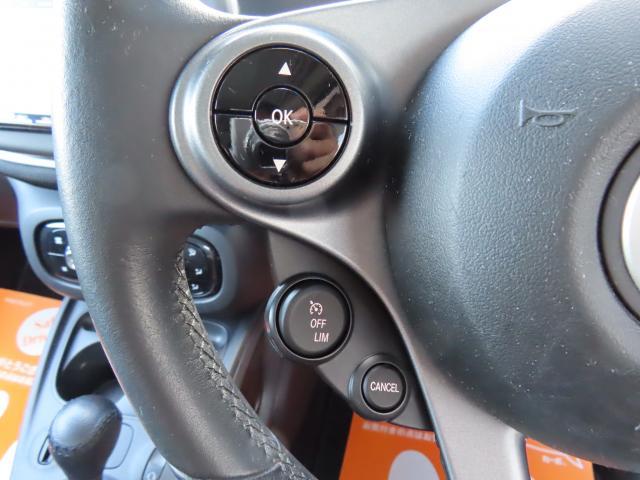 スマートフォーフォー プライム　ツイナミック　Ｐａｎａｓｏｎｉｃストラーダ埋込ナビ　リアカメラ　前後ドライブレコーダー　黒革シート　禁煙車　ツインガラスルーフ　クルーズコントロール　障害物センサー　盗難防止装置　ＥＴＣ（48枚目）