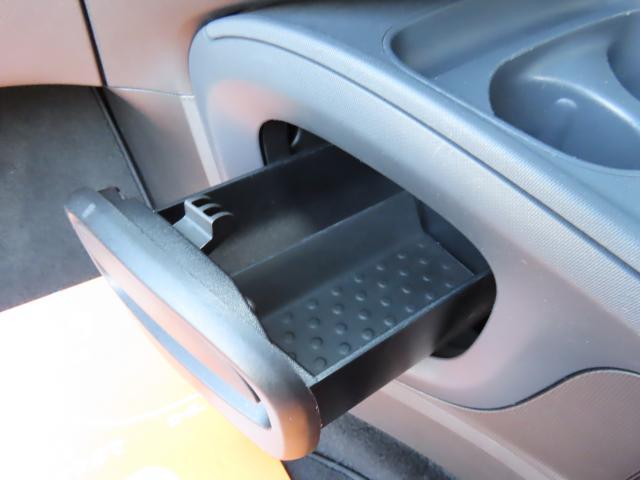 スマートフォーフォー プライム　ツイナミック　Ｐａｎａｓｏｎｉｃストラーダ埋込ナビ　リアカメラ　前後ドライブレコーダー　黒革シート　禁煙車　ツインガラスルーフ　クルーズコントロール　障害物センサー　盗難防止装置　ＥＴＣ（50枚目）