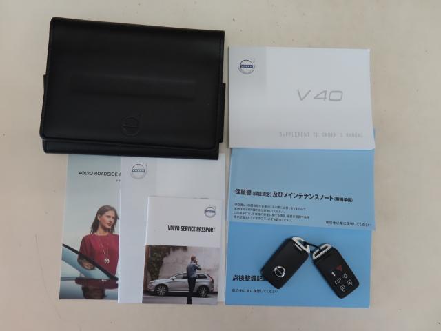 Ｖ４０ Ｔ３　モメンタム　ＨＤＤナビ　Ｒカメラ　ＬＥＤライト　純ナビ　リアカメラ　禁煙　ワンオーナー　車載書類完備　ステアリングパドルシフト　クルーズコントロール　レーンキープアシスト　衝突被害軽減ブレーキ　ＥＴＣ（19枚目）
