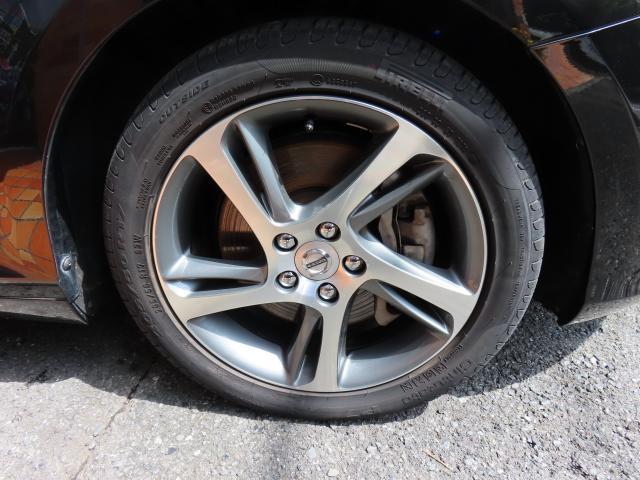 Ｖ４０ Ｔ３　モメンタム　ＨＤＤナビ　Ｒカメラ　ＬＥＤライト　純ナビ　リアカメラ　禁煙　ワンオーナー　車載書類完備　ステアリングパドルシフト　クルーズコントロール　レーンキープアシスト　衝突被害軽減ブレーキ　ＥＴＣ（20枚目）