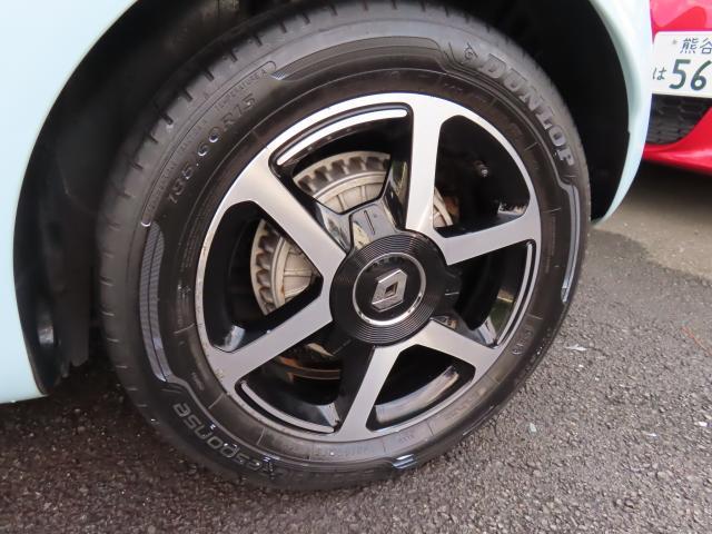 トゥインゴ インテンス　純正埋込ナビ　リアカメラ　禁煙ワンオーナー　ドライブレコーダー　クルーズコントロール　障害物センサー　盗難防止装置　過給器設定モデル（22枚目）