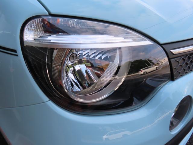 トゥインゴ インテンス　純正埋込ナビ　リアカメラ　禁煙ワンオーナー　ドライブレコーダー　クルーズコントロール　障害物センサー　盗難防止装置　過給器設定モデル（28枚目）