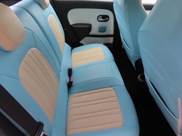 トゥインゴ インテンス　純正埋込ナビ　リアカメラ　禁煙ワンオーナー　ドライブレコーダー　クルーズコントロール　障害物センサー　盗難防止装置　過給器設定モデル（41枚目）