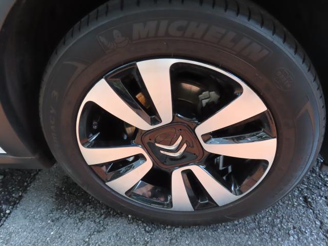 Ｃ３ シャイン　純正ナビ　リアカメラ　コネクテッドカム　禁煙ワンオーナー　車載書類完備　プッシュスタート　クルーズコントロール　障害物センサー　横滑り防止装置　アイドリングストップ　盗難防止装置　ドライブレコーダー（23枚目）