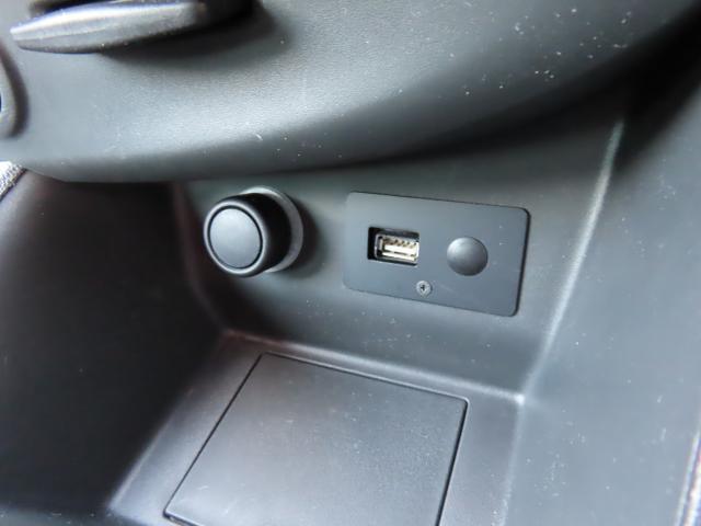 ルーテシア ルノースポール　トロフィー　ＳＤナビ　リアカメラ　ドライブレコーダー　クルーズコントロール　アイドリングストップ　盗難防止装置　過給器設定モデル　ＬＥＤヘッドライト（46枚目）