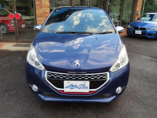 ２０８ ＧＴｉ　６速マニュアル　スポーツシート　禁煙車　障害物センサー　盗難防止装置　過給器設定モデル　ＥＴＣ　キーレス（5枚目）