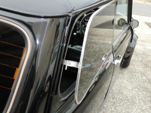 ＭＩＮＩ クーパー１．３　前後バンパーレス仕様・ＦＣＲキャブ・ＬＣＢ・ハイリフトロッカアーム・ＲＣ４０センターマフラー・センターメーター・モトリタ・ＷＡＫＯ製ＣＤＩ・コイルサス・４ポッドキャリパー・前後ネガキャンキット・ＥＴＣ（26枚目）