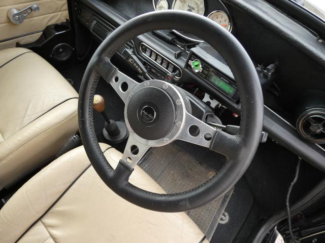 ＭＩＮＩ メイフェア１．３ｉ　Ｍｋ－１仕様・全塗装済・スミスセンターメーター・ワタナベ１０インチアルミ・４ポッドブレーキキャリパー・前後ネガキャンキット・ＳＰＡＸショック・コイルサス・ＲＣ４０マフラー・ＬＣＢ・３コアラジエター（8枚目）
