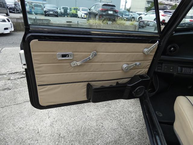 ＭＩＮＩ メイフェア１．３ｉ　Ｍｋ－１仕様・全塗装済・スミスセンターメーター・ワタナベ１０インチアルミ・４ポッドブレーキキャリパー・前後ネガキャンキット・ＳＰＡＸショック・コイルサス・ＲＣ４０マフラー・ＬＣＢ・３コアラジエター（13枚目）