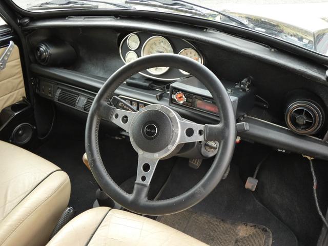 ＭＩＮＩ メイフェア１．３ｉ　Ｍｋ－１仕様・全塗装済・スミスセンターメーター・ワタナベ１０インチアルミ・４ポッドブレーキキャリパー・前後ネガキャンキット・ＳＰＡＸショック・コイルサス・ＲＣ４０マフラー・ＬＣＢ・３コアラジエター（28枚目）