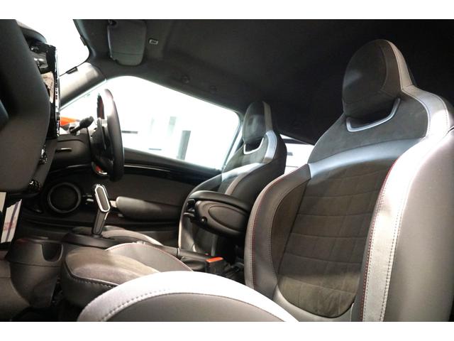 ＭＩＮＩ ジョンクーパーワークス　ＲＥＭＵＳマフラー／ＢＩＬＳＴＥＩＮ車高調／ＥＶＥＮＴＵＲＩカーボンエアインテーク／ＡＣｓｃｈｎｉｔｚｅｒリップスポイラー（6枚目）