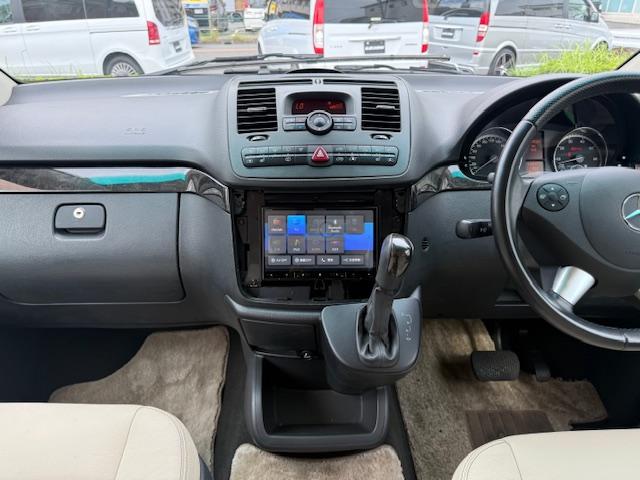 Ｖクラス Ｖ３５０　エクスクルーシブ　プッシュスタート（エンジンスターター、スマートキー／５年保証付）、インジェクタークリーニング、Ｅ／Ｇ、Ａ／Ｔ，エアサス１年保証、室内灯ＬＥＤ、エクスクルーシブ限定車、コーティング（32枚目）