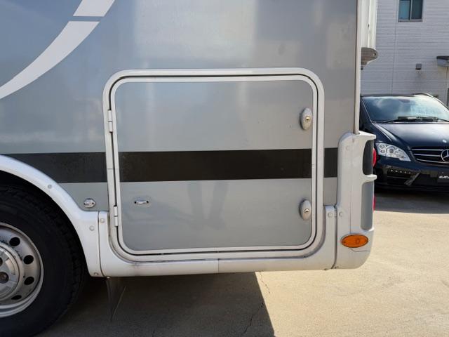 デュカト L2H2 デュカット3000のデスフレ社、上位ブランドのグローバス(14枚目)