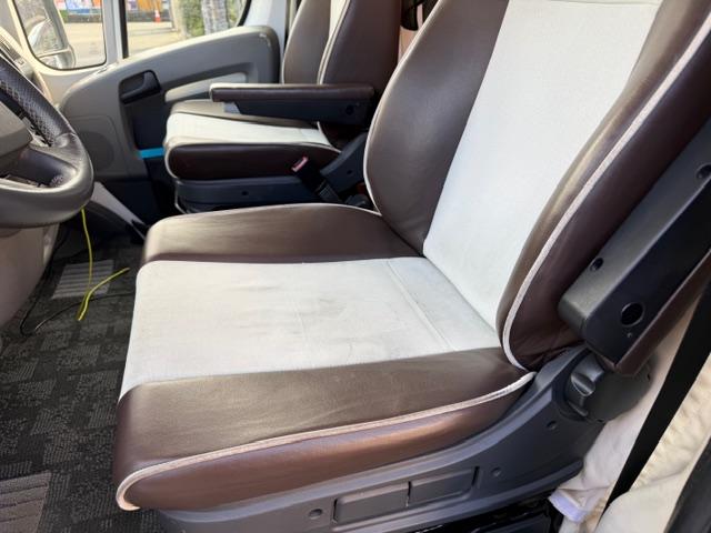 デュカト L2H2 デュカット3000のデスフレ社、上位ブランドのグローバス(24枚目)