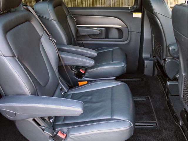 V220d スポーツ ロング レーダーセーフティ 360°カメラ 禁煙 HDDナビ 地デジ シートヒーター パノラミックスライディングルーフ 両側パワースライドドア パワーバックドア AMG19インチアルミホイール(26枚目)