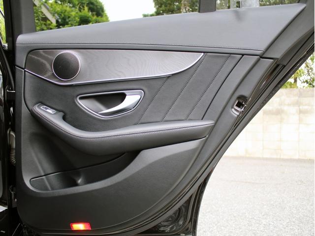 C200アバンギャルド AMGライン 右H C63スタイル キーレスゴー レーダーセーフティ 禁煙 黒アルティコレザーシート HDDナビ 地デジ バックカメラ FOCALスピーカー カールソン20インチアルミ 社外マフラー ローダウン(49枚目)