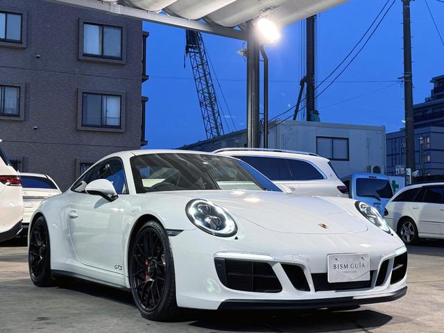 ９１１カレラＧＴＳ　ＰＤＫ　右ハンドル　ディーラー車　禁煙　前オーナー法人　毎年ディーラー整備（記録簿有）　スポーツエグゾーストＰＫＧ　スポーツクロノＰＫＧ　ＢＯＳＥ　２０インチアルミ　保証書・取説・記録簿・スペアキー有(4枚目)