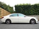 S65AMGスタイルへドレスアップされたダイヤモンドホワイトのボディカラーの一台です♪