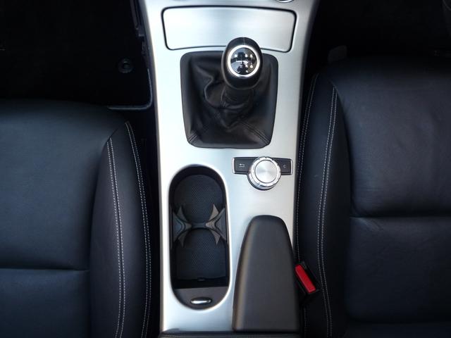 ＳＬＫ ＳＬＫ２００ブルーエフィシェンシー　ＭＴ　ブラックレザーシート　６速ＭＴ　純正ナビ・ＴＶ　Ｂカメラ　シートヒーター　電動オープン　１７インチＡＷ　ＥＴＣ（21枚目）