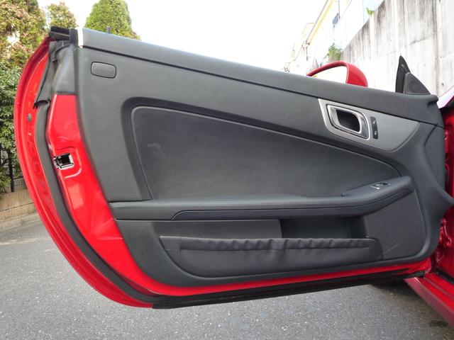 ＳＬＫ ＳＬＫ２００ブルーエフィシェンシー　ＭＴ　ブラックレザーシート　６速ＭＴ　純正ナビ・ＴＶ　Ｂカメラ　シートヒーター　電動オープン　１７インチＡＷ　ＥＴＣ（27枚目）